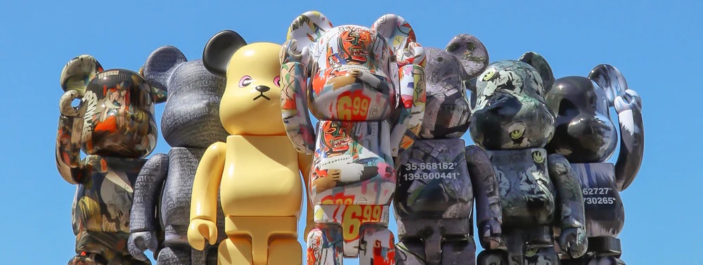 Spellen Verkoopwinkel -Spellen Verkoopwinkel Banner Art Toys Bearbrick